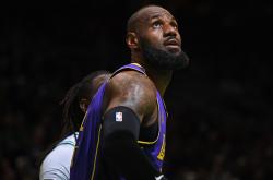 1xBit体育竞技-球队主力遭遇伤病困扰，备战困难加重