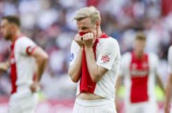 1xBit体育馆-阿贾克斯主场大败，被对手碾压