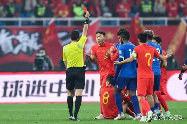 队员团结一心,战胜对手取得胜利关键 队员团结一心,战胜对手取得胜利关键