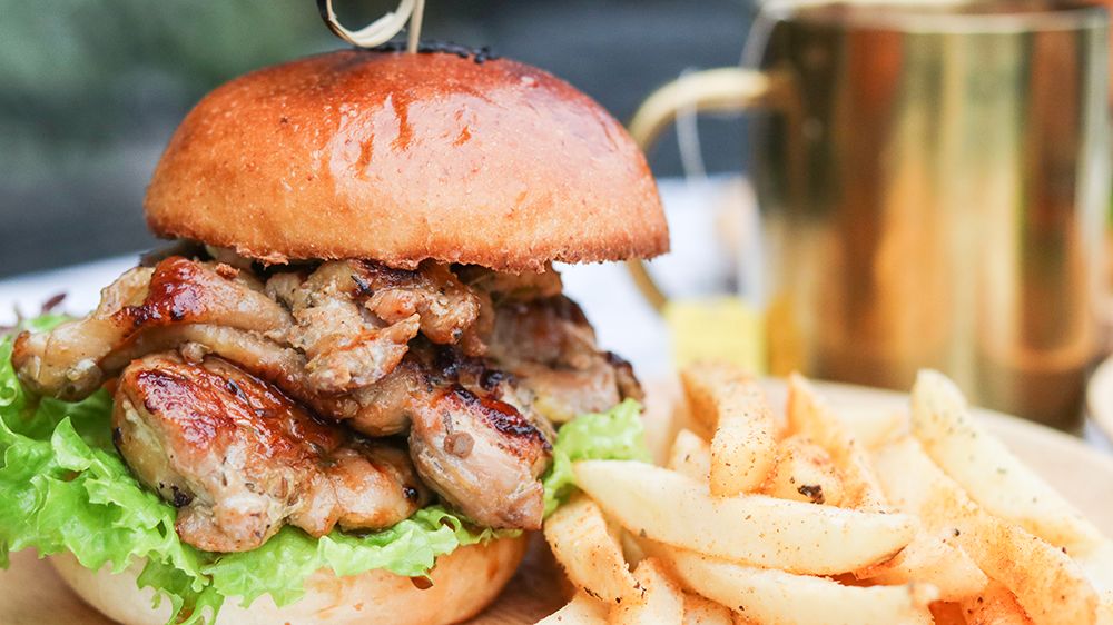 关于汉堡内部矛盾频发，教练团队或将重组的信息