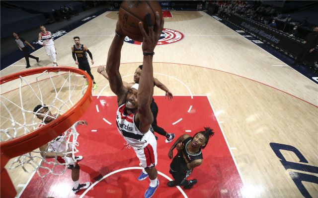 灰熊客场不敌奇才,孟菲斯两连败 灰熊客场不敌奇才,孟菲斯两连败