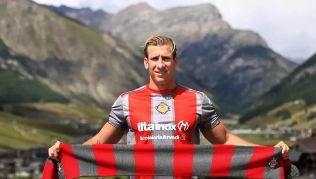 AC米兰胜那不勒斯,迎来开门红 AC米兰胜那不勒斯,迎来开门红