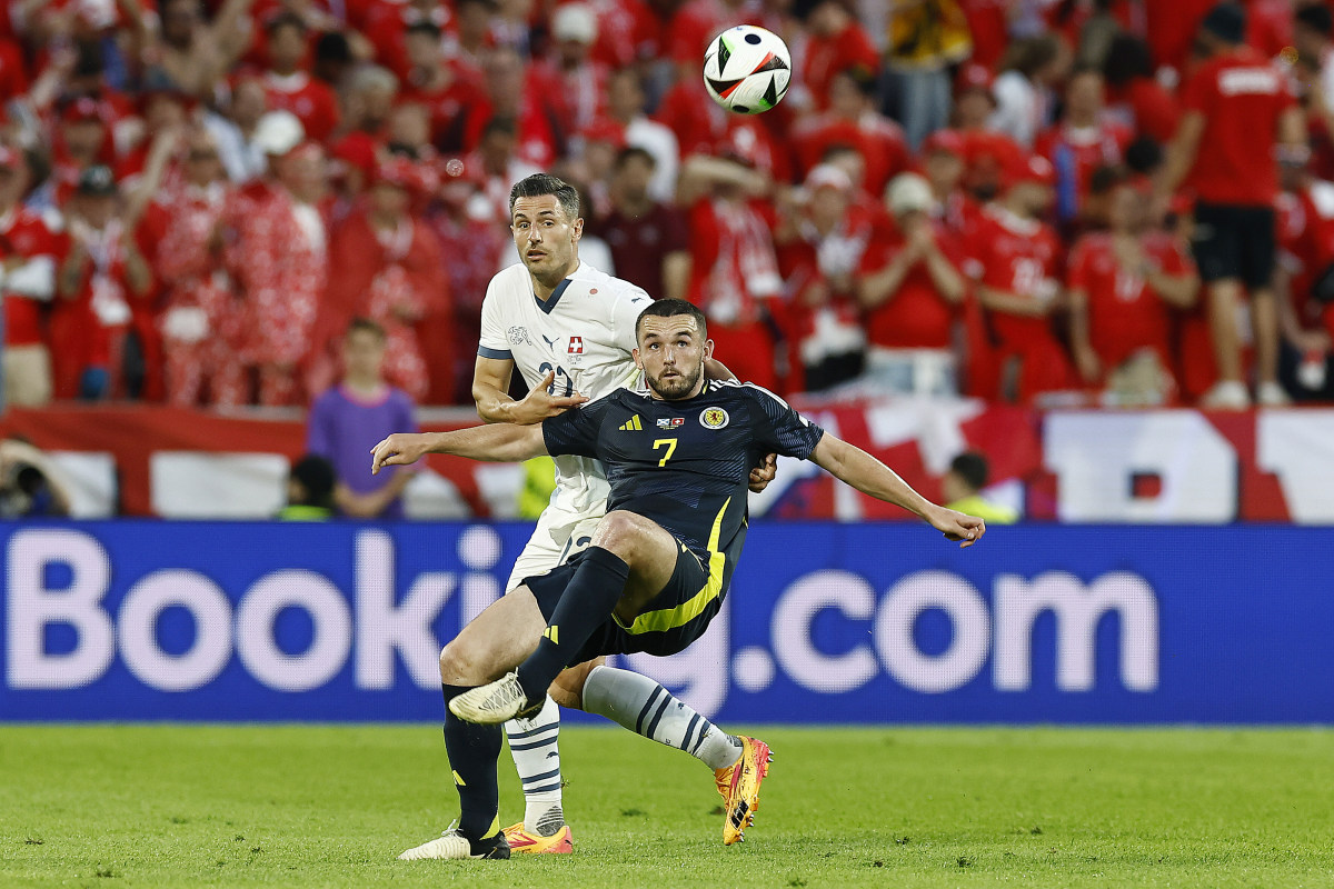 白俄罗斯在欧洲杯预选赛中战胜俄罗斯 白俄罗斯在欧洲杯预选赛中战胜俄罗斯